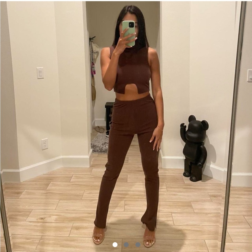 White fox boutique, plum two piece set. Never worn